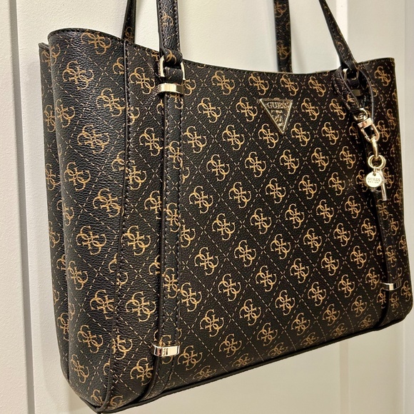 GUESS Womens Daryna Elite Tote Bag - Picture 3 of 8